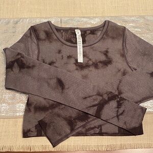 Lululemon Ebb to Street Long Sleeve Sz 8